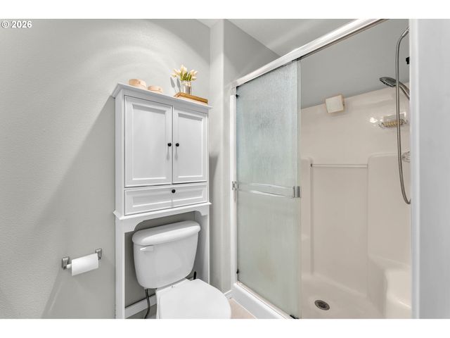 15690 Sw BLACK QUARTZ St, Beaverton, OR 97007