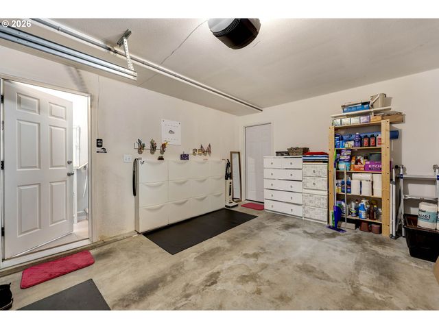 15690 Sw BLACK QUARTZ St, Beaverton, OR 97007