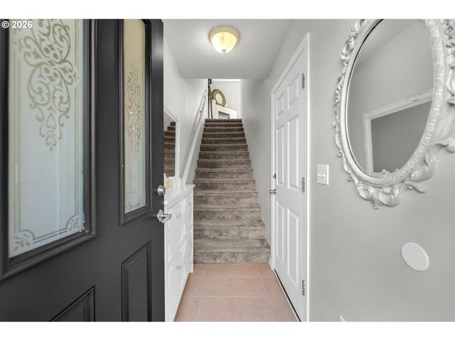 15690 Sw BLACK QUARTZ St, Beaverton, OR 97007