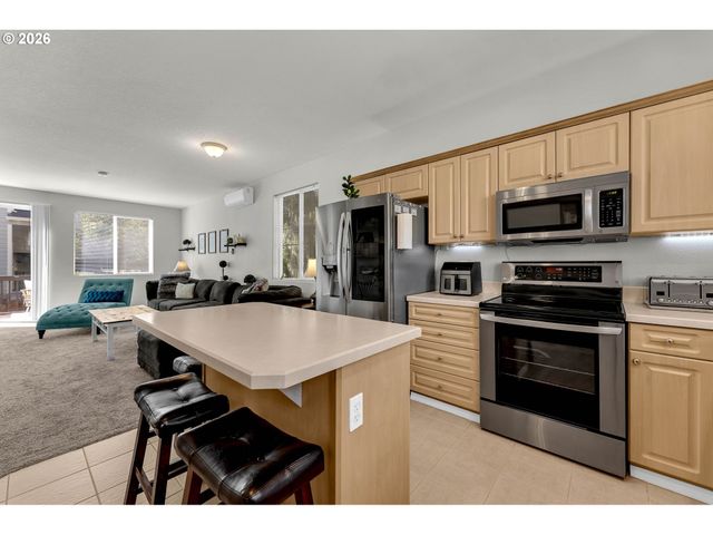 15690 Sw BLACK QUARTZ St, Beaverton, OR 97007