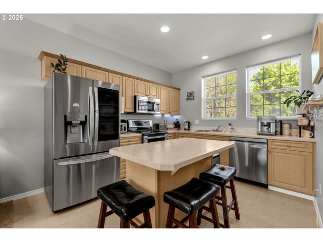 15690 Sw BLACK QUARTZ St, Beaverton, OR 97007
