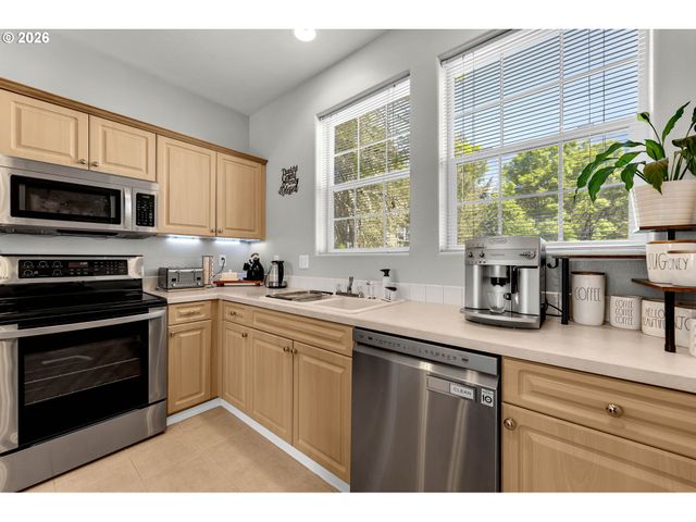 15690 Sw BLACK QUARTZ St, Beaverton, OR 97007