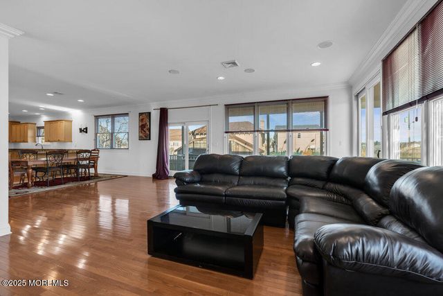 7 Manahassett Park Drive, Long Branch, NJ 07740