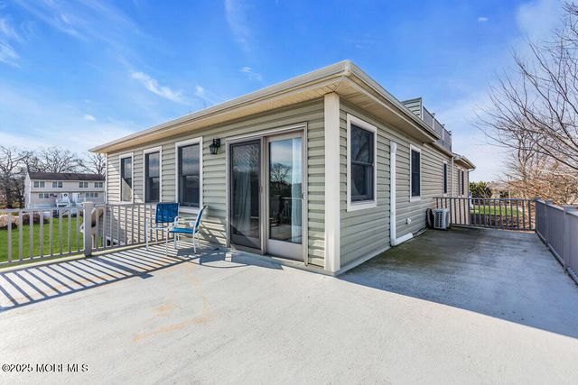 7 Manahassett Park Drive, Long Branch, NJ 07740