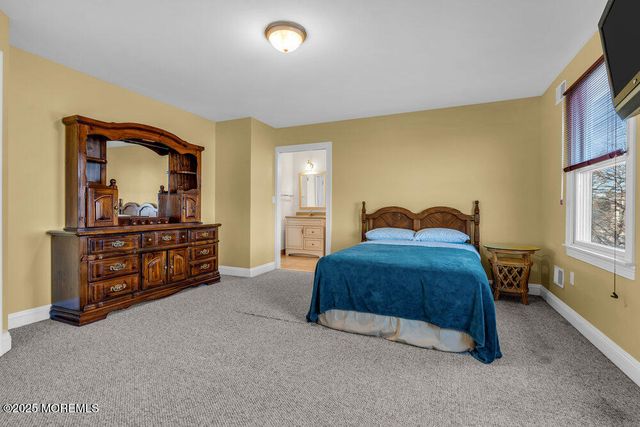 7 Manahassett Park Drive, Long Branch, NJ 07740