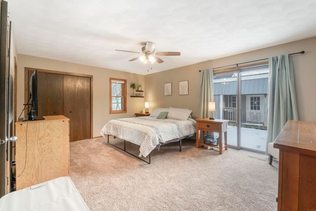 1307 Grandview Ave, Waverly, IA 50677