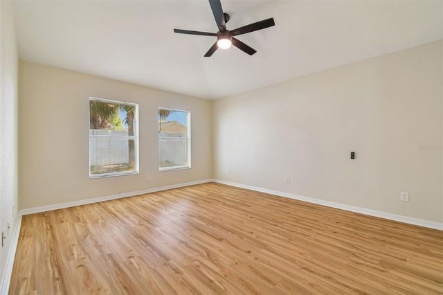 11416 CRESTLAKE VILLAGE DR, Riverview, FL 33569