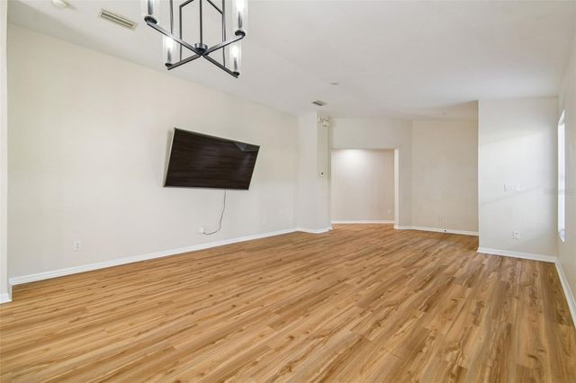 11416 CRESTLAKE VILLAGE DR, Riverview, FL 33569