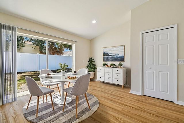 11416 CRESTLAKE VILLAGE DR, Riverview, FL 33569