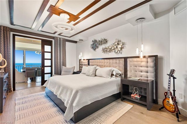 4951 Gulf Shore BLVD N 703, Naples, FL 34103