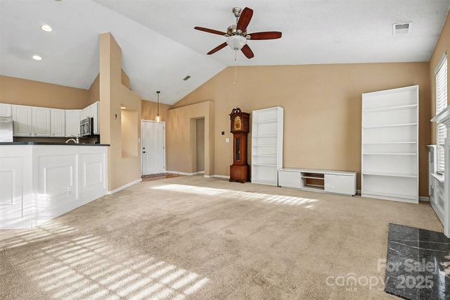 6652 Allness Glen Lane, Charlotte, NC 28269