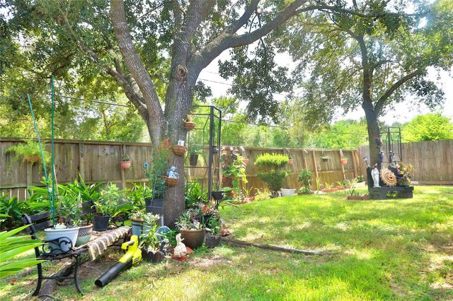 16615 Park Scot Drive, Houston, TX 77084