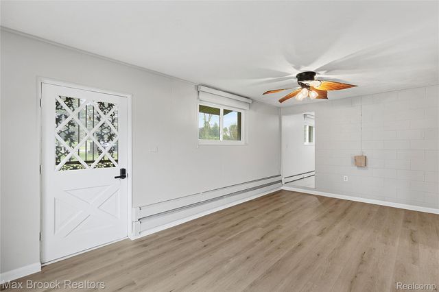 1392 Maple Grove Road, Lapeer Township, MI 48446