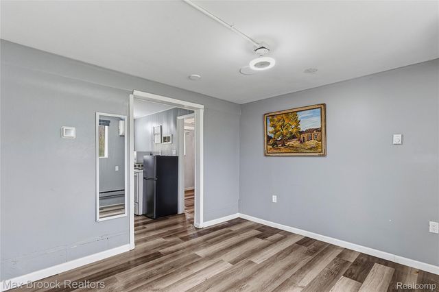 1392 Maple Grove Road, Lapeer Township, MI 48446