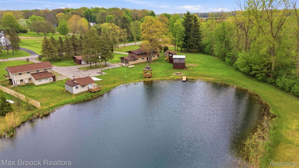 1392 Maple Grove Road, Lapeer Township, MI 48446