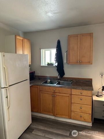 728 5th Avenue SW, Puyallup, WA 98371