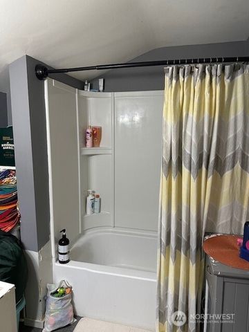 728 5th Avenue SW, Puyallup, WA 98371