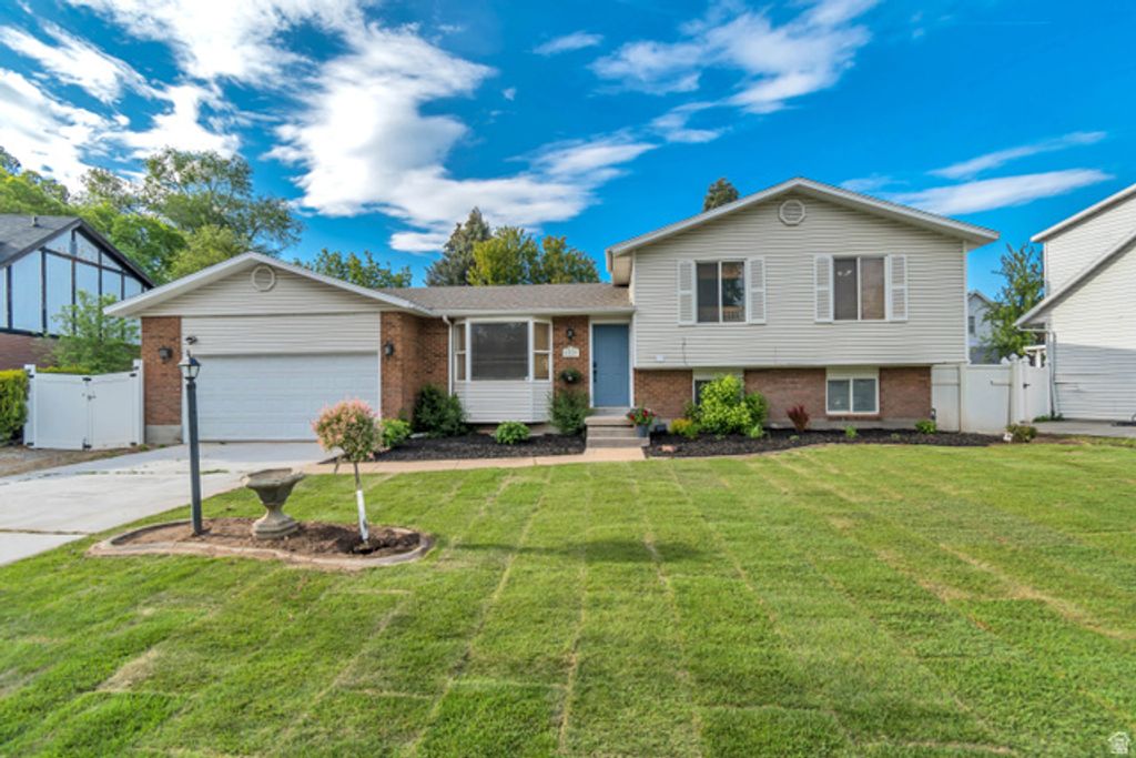 1723 E ALBURY RD, Sandy, UT 84092
