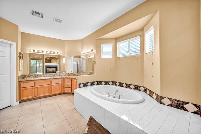 1327 Autumn Wind Way, Henderson, NV 89052