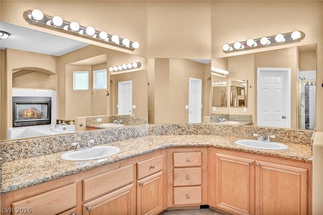 1327 Autumn Wind Way, Henderson, NV 89052