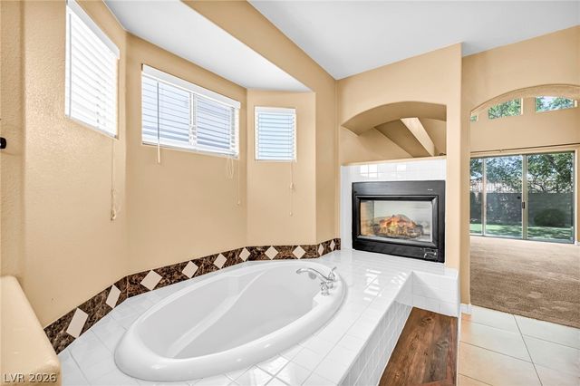 1327 Autumn Wind Way, Henderson, NV 89052