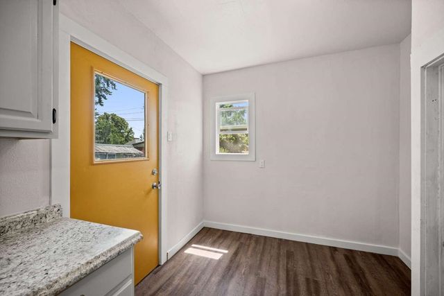 2602 E DIAMOND Ave, Spokane, WA 99217