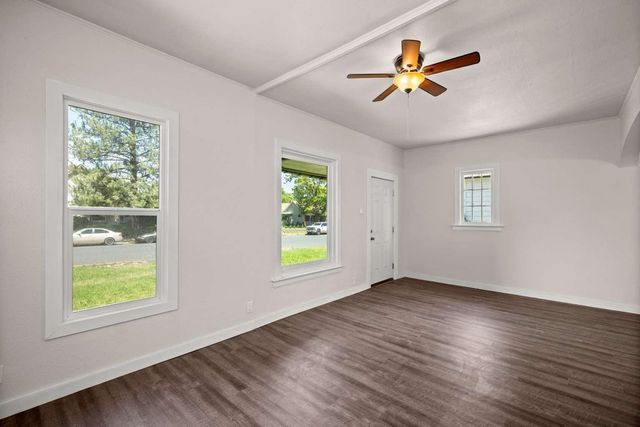 2602 E DIAMOND Ave, Spokane, WA 99217