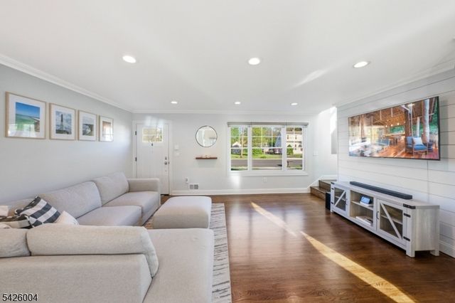 75 N Auten Ave, Somerville Boro, NJ 08876