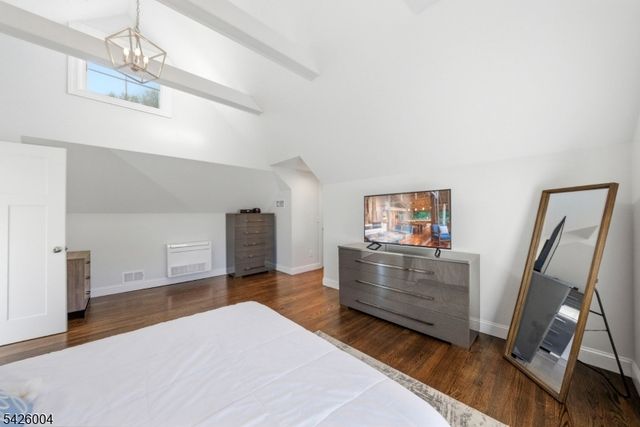 75 N Auten Ave, Somerville Boro, NJ 08876