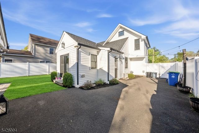 75 N Auten Ave, Somerville Boro, NJ 08876