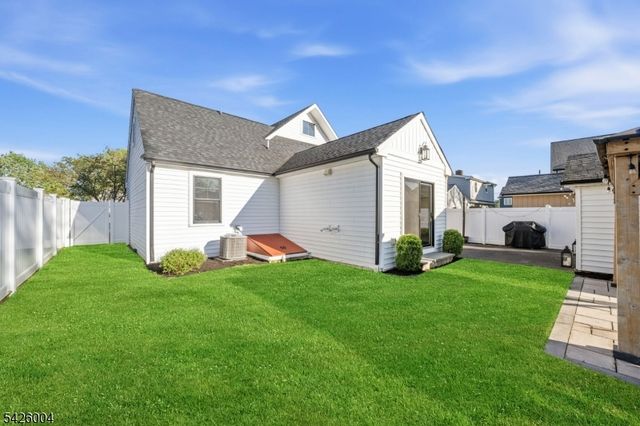 75 N Auten Ave, Somerville Boro, NJ 08876