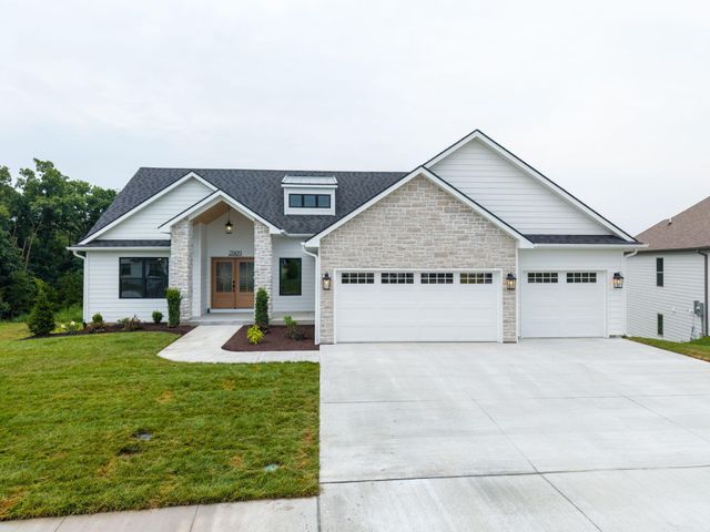 2809 MISTY FLOWER DR, Columbia, MO 65203
