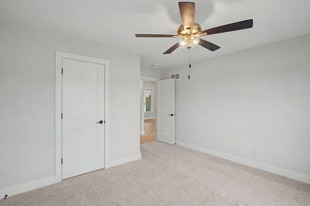 2809 MISTY FLOWER DR, Columbia, MO 65203