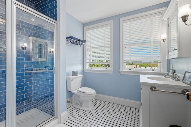 5427 FORBES, Squirrel Hill, PA 15217