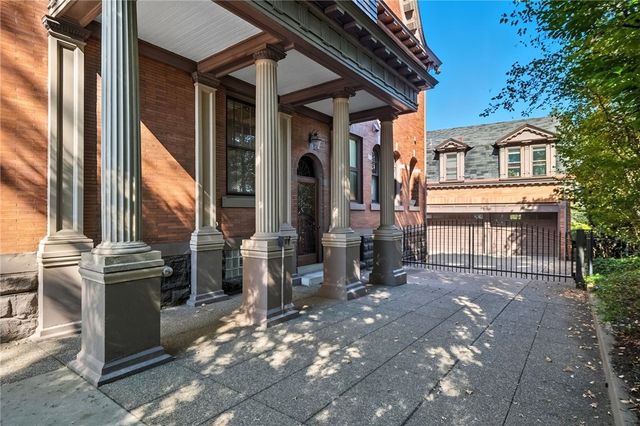 5427 FORBES, Squirrel Hill, PA 15217