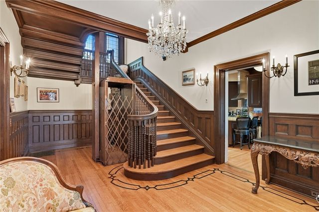 5427 FORBES, Squirrel Hill, PA 15217