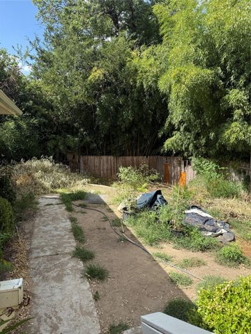 429 Ten Mile Drive, Desoto, TX 75115