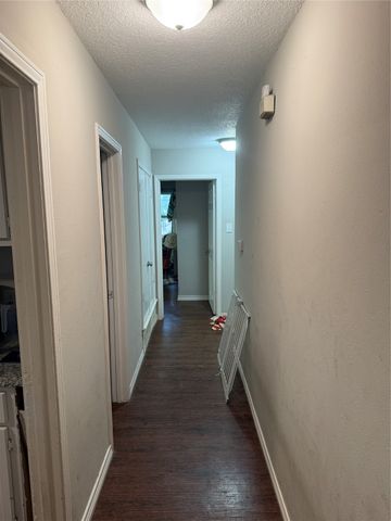 429 Ten Mile Drive, Desoto, TX 75115