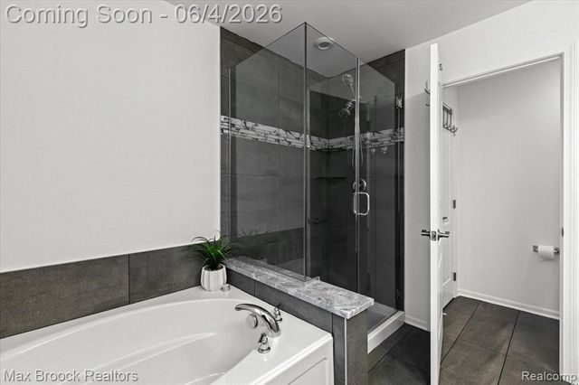 40115 Premier Drive 22, Plymouth, MI 48170