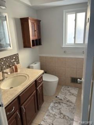 39912 Edmundton Drive, Canton, MI 48187