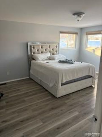 39912 Edmundton Drive, Canton, MI 48187