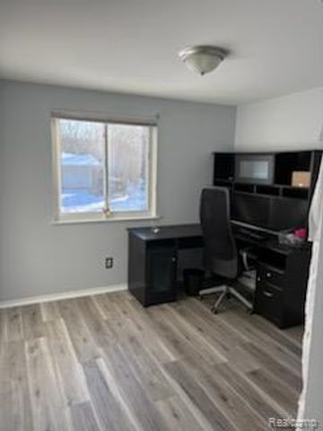 39912 Edmundton Drive, Canton, MI 48187