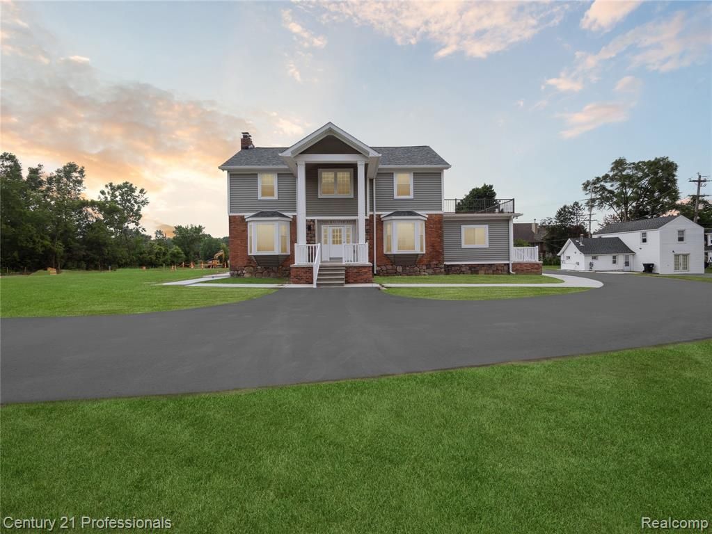 21120 Halsted Road, Farmington Hills, MI 48167