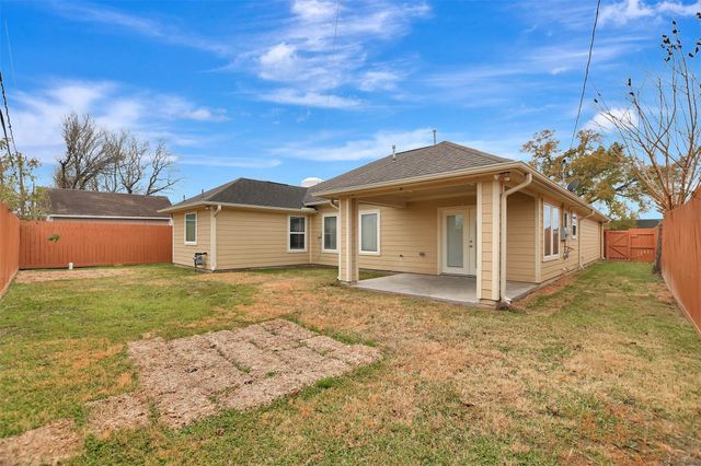 315 Tilden Drive, Pasadena, TX 77506