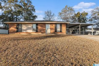 108 MORRIS AVENUE, Clanton, AL 35045