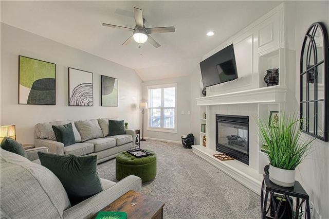 1356 Brown Street, Liberty, MO 64068