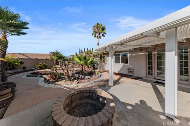 2580 N Robinhood, Orange, CA 92867