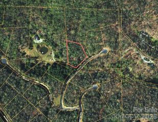 94 Caddis Lane, Horse Shoe, NC 28742