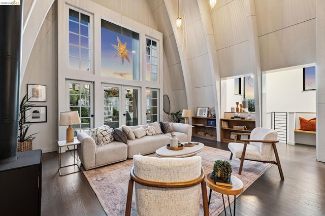 6356 Broadway Ter, Oakland, CA 94618