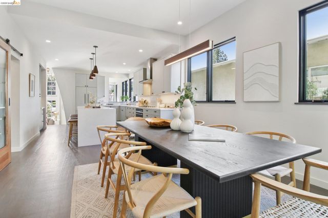 6356 Broadway Ter, Oakland, CA 94618